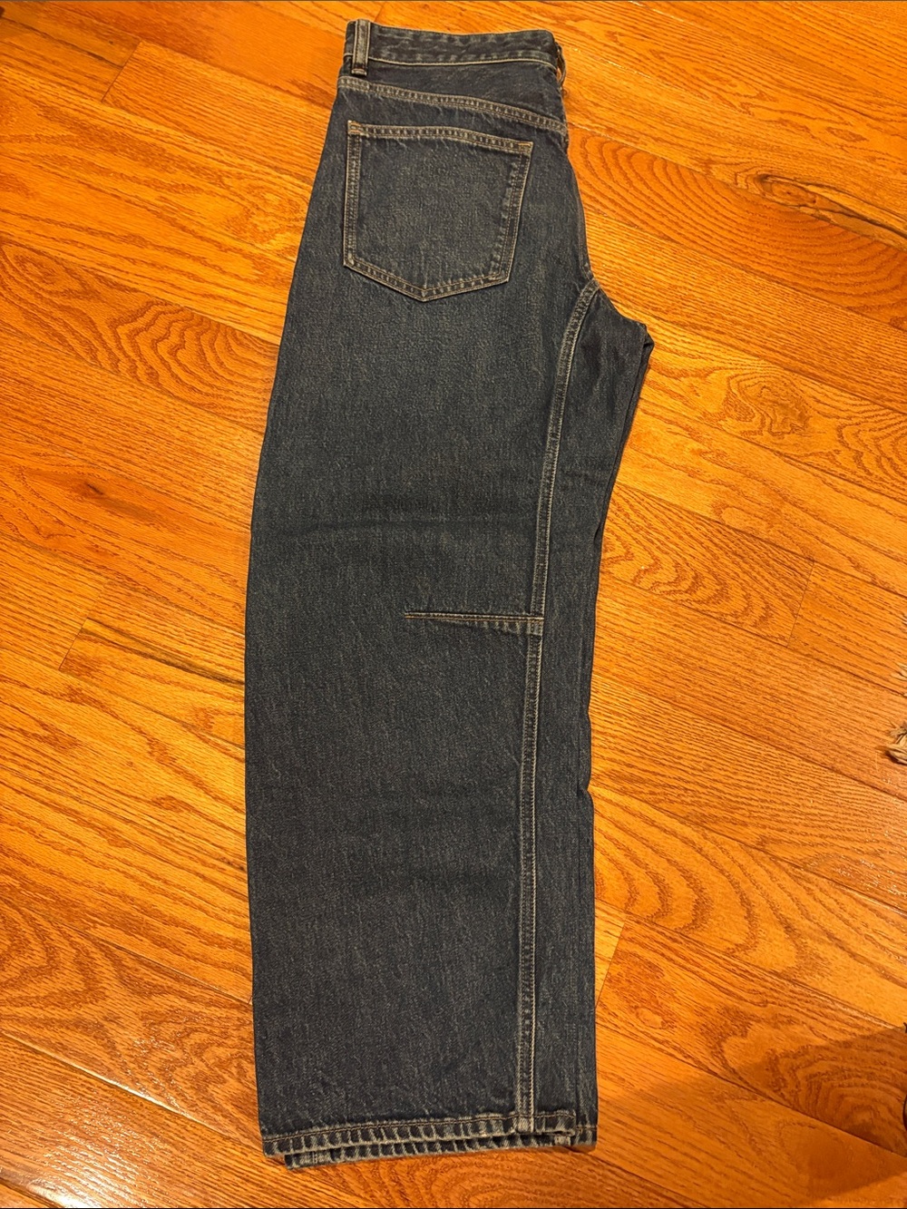 Madewell Darted Barrel Jean in Dark Wash